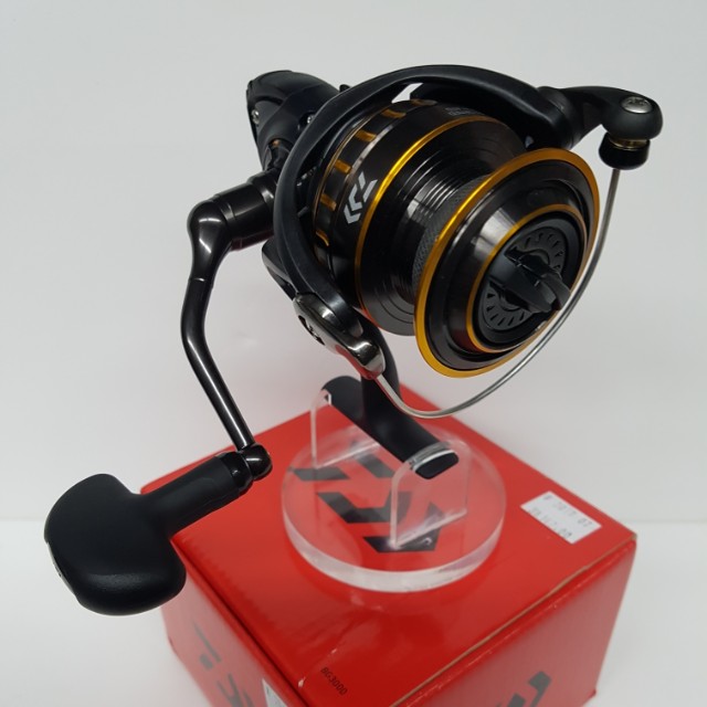 Again & Just in Place.!! The 'DAIWA' HD Model Spinning Reel.)= (1