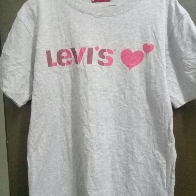 levis red top