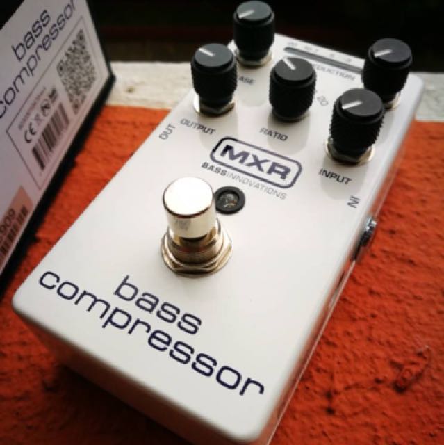MXR Bass Compressor,,, Hobbies & Toys, Music & Media, Music Accessories