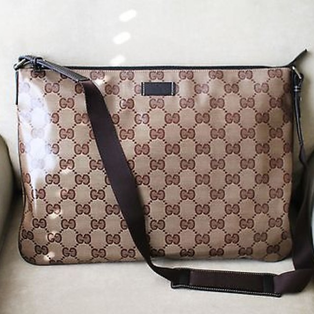 Gucci Laptop Bag, Women's Fashion, Bags & Wallets, Cross-body Bags on  Carousell