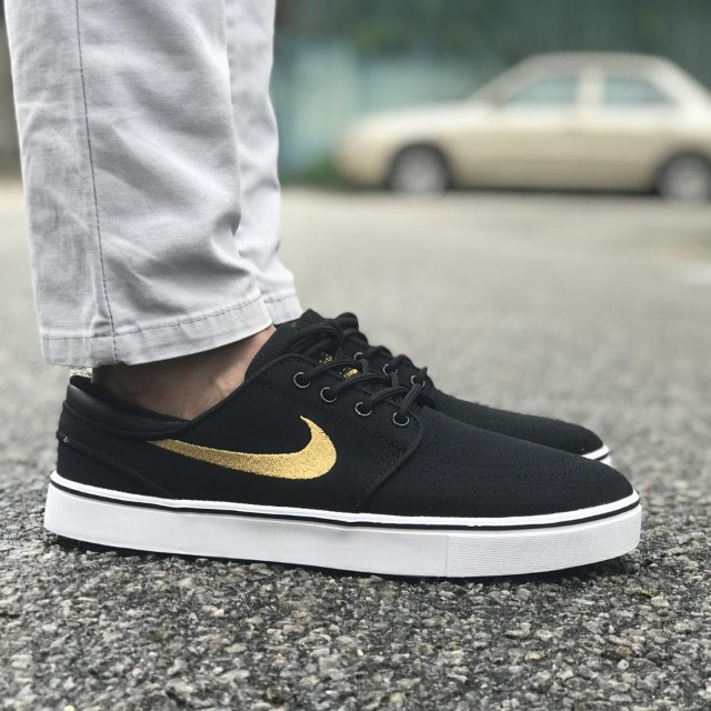 nike stefan janoski black and gold