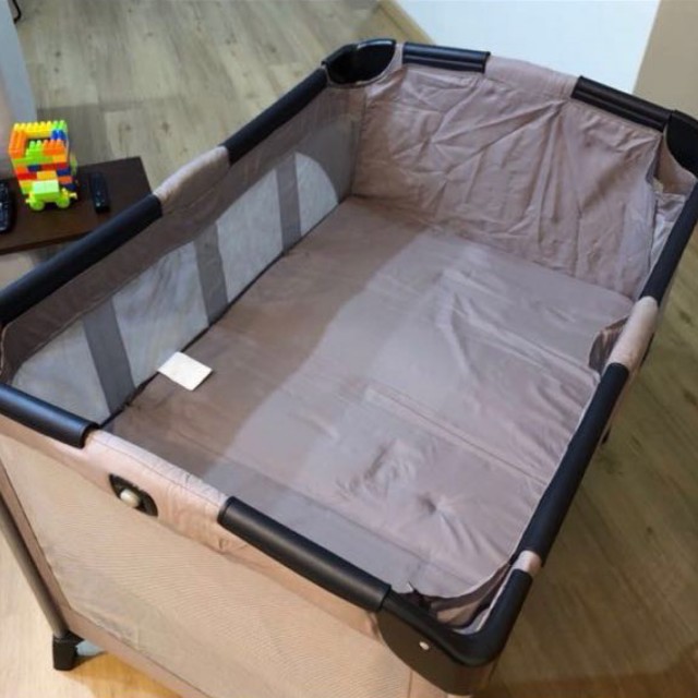 joie allura travel cot with bassinet