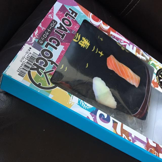 Sushi float clock （分類：時鐘）位於 Hong Kong。 由 kazafchung 提交（商品編號 130834514，圖片 3）。簡介： 全新 日本購入 有趣家居decoration New year sale。