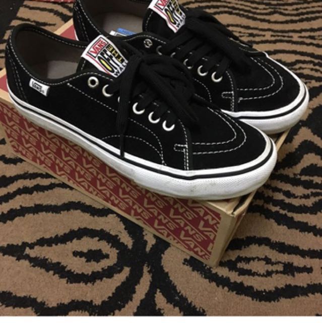 vans av