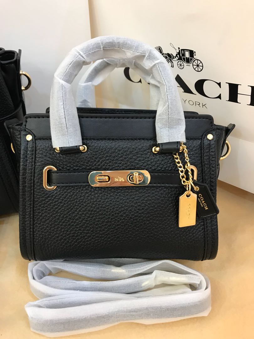 Coach Swagger mini Swagger 21 Handbag