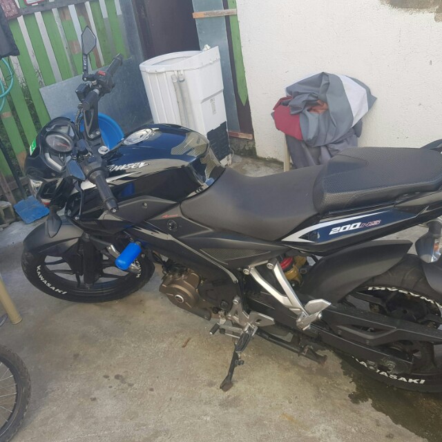 Kawasaki Rouser Ns200 Like Gixxer Yamaha Sz Fz Tfx Honda Cbr Euro Rks Rusi Racal Sniper Mx Suzuki Raider Mio Motorbikes On Carousell