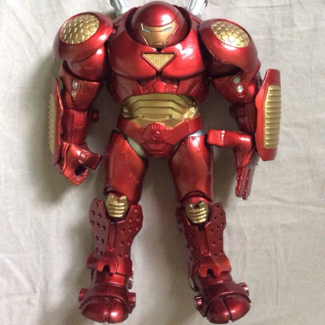 diamond select hulkbuster