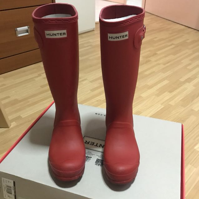 Matte red hotsell hunter boots