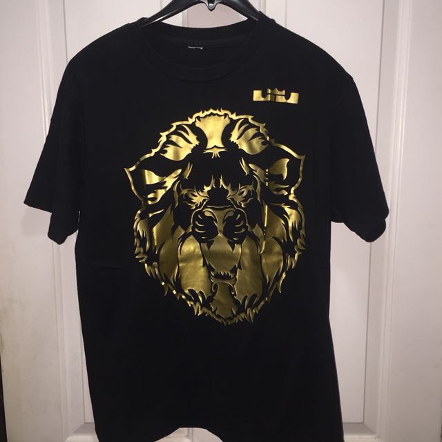 lebron james lion t shirt