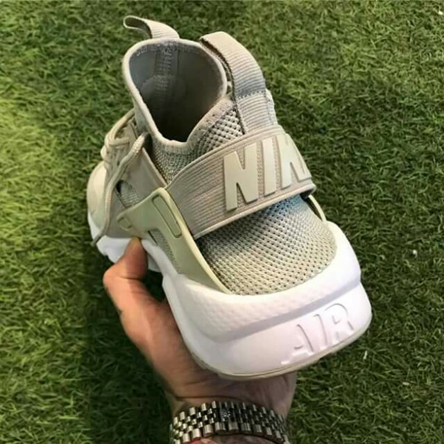nike huarache free Beige