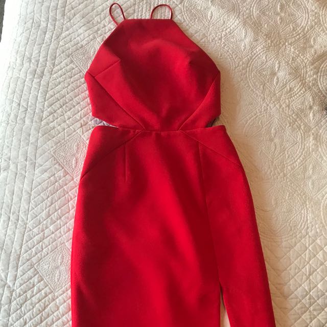 Size 6 Nicholas Bonded Crepe Cross Back Dress Women S Fashion Clothes On Carousell