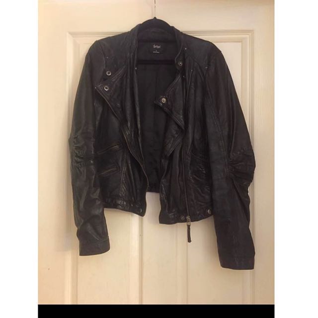 Sportsgirl Genuine Leather Jacket Size 10 Women S Fashion Clothes Sportsgirl Genuine Leather Jacket Size 10 Women S Fashion Clothes On Carou