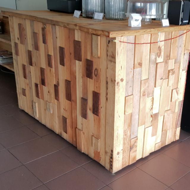 Table Counter for Cafe Boutique