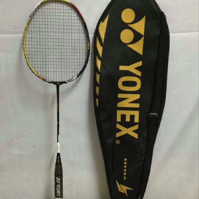 Yonex Ori Badminton Ld Force (Lin Dan) Racket Racquet 4U Gold, Sports  Equipment, Sports & Games, Racket & Ball Sports On Carousell