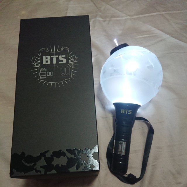 Bts Official Lightstick Army Bomb Version 1 (With Missing Pink Part At  Fuse), Hobbies & Toys, Memorabilia & Collectibles, K-Wave On Carousell