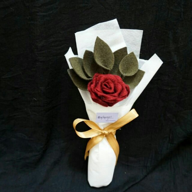 Buket Mawar Premium Single Curly Rose Desain Kerajinan Tangan Barang Aksesoris Kerajinan Di Carousell