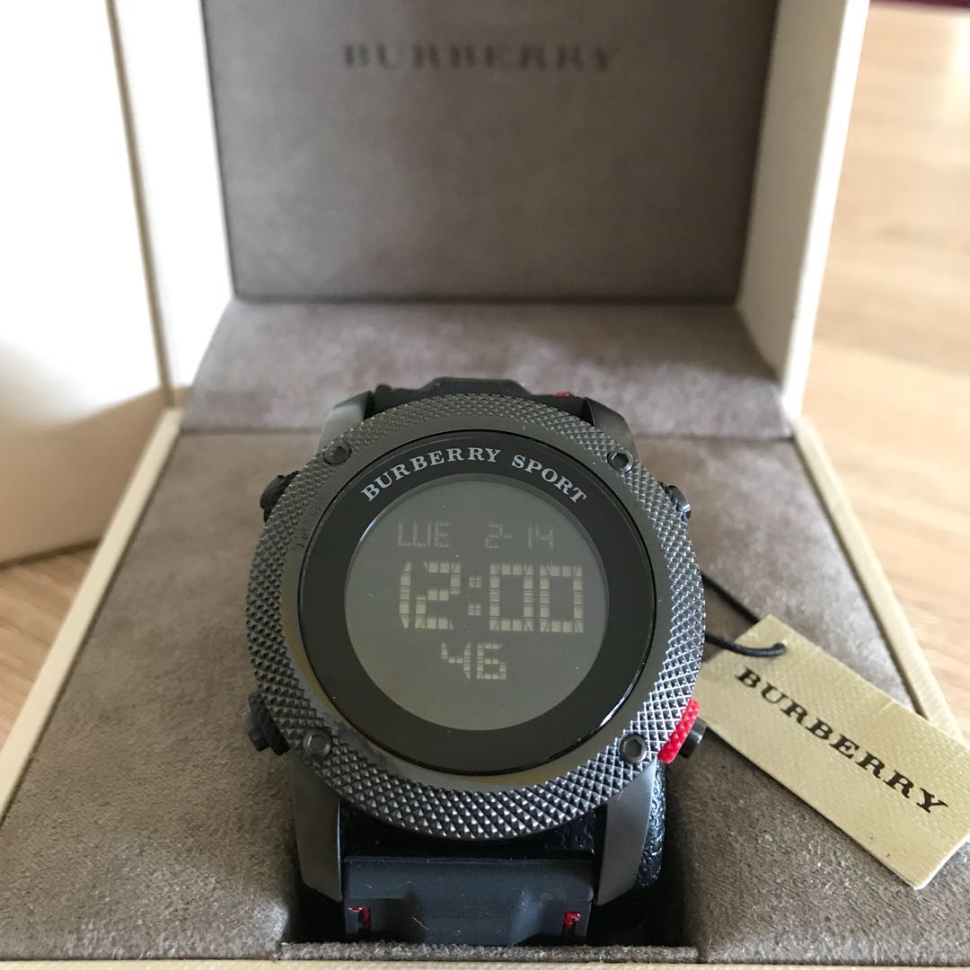 Burberry smart shop watch