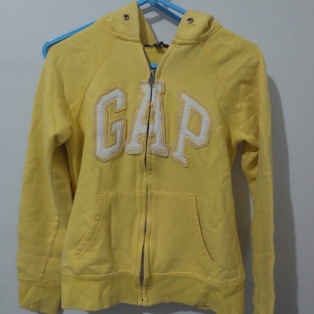 yellow gap jacket