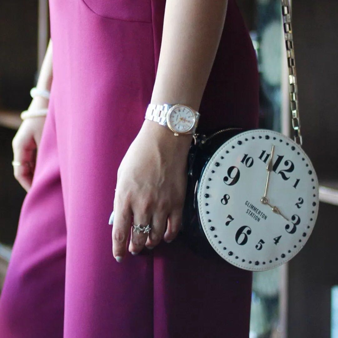 Kate spade hotsell clock purse