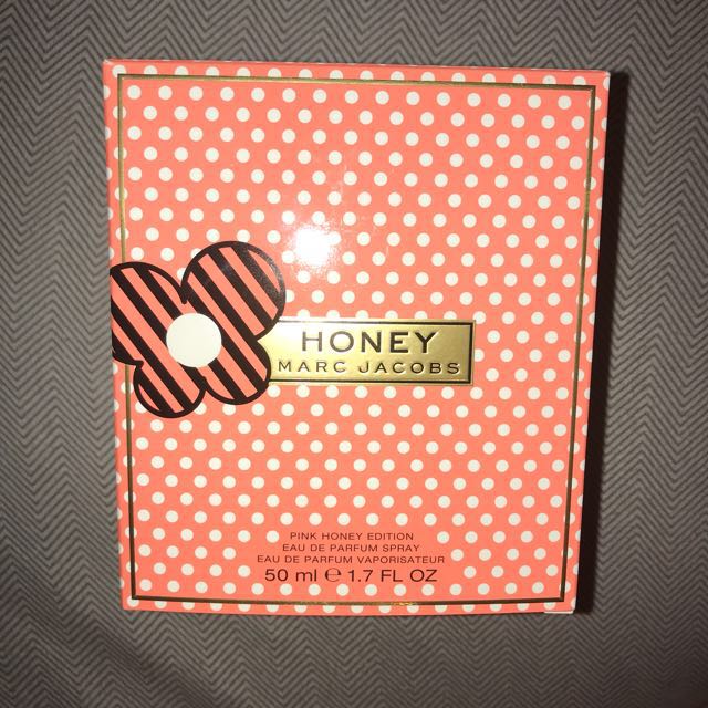 Marc jacobs pink honey 2025