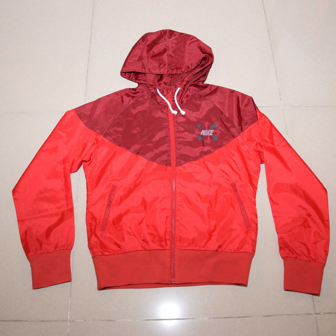 Nike Track and Field Jacket, Women's Fashion, Coats, Jackets and