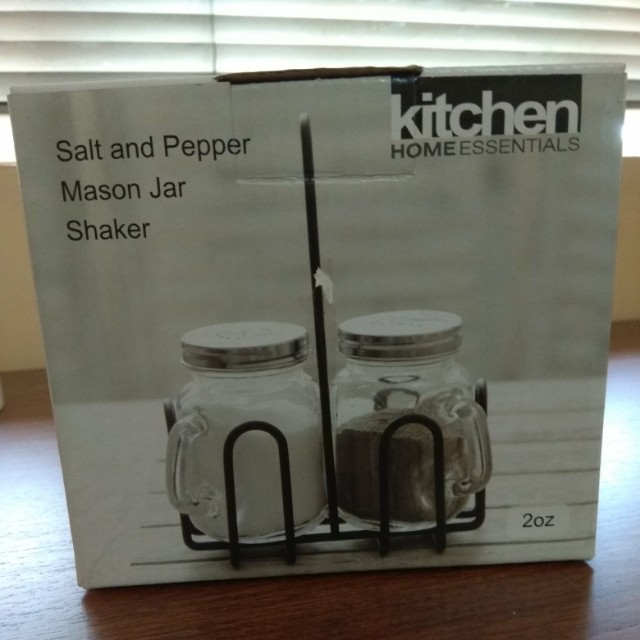 Salt and Pepper Mason Jar Shakers (Category: Other Kitchen Appliances) located in Manila. Submitted by melfinds (Listing ID 155126173, Image 2). Description: .