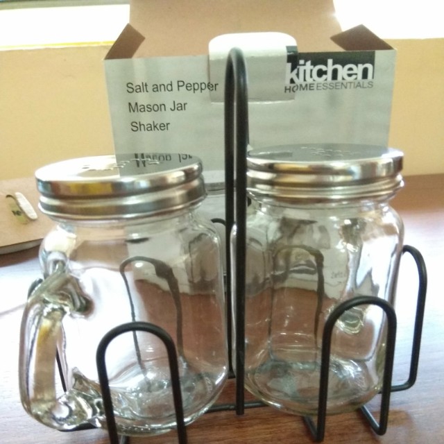 Salt and Pepper Mason Jar Shakers (Category: Other Kitchen Appliances) located in Manila. Submitted by melfinds (Listing ID 155126173, Image 1). Description: .