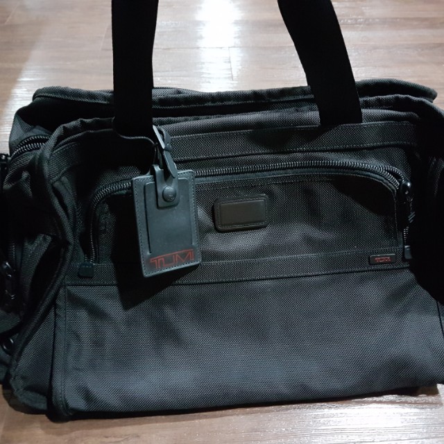 tumi alpha sling bag