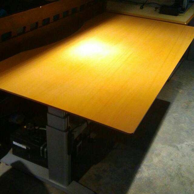 Designer SSD Electric Standing / Sit Office Table, Furniture & Home ...