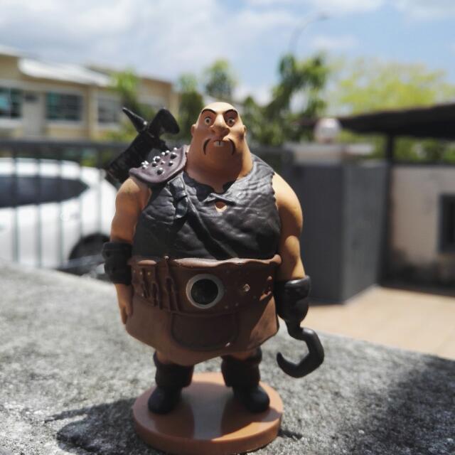 Disney Tangled Hook Hand Thug Figure, Hobbies & Toys, Toys & Games on