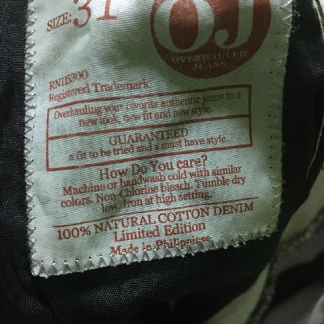 Herbench Pants 👖 (Category: Other Bottoms) located in Taguig. Submitted by therealtrid (Listing ID 155270415, Image 3). Description: Size 31 color gray pants Preloved but well loved. Rfs: too much stuff. Nakatago lang sa closet. .