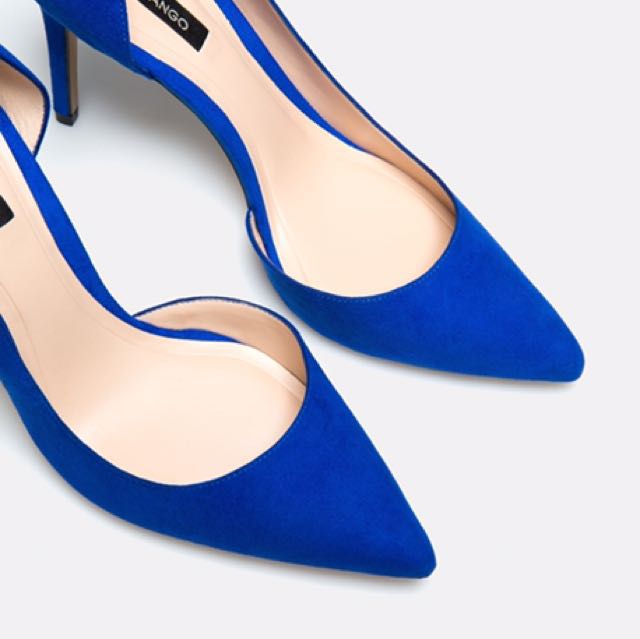 blue pointed heels