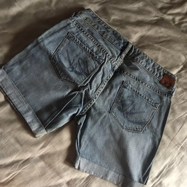 Maong shorts (Category: Shorts) located in Quezon City. Submitted by abbiegurl (Listing ID 155145002, Image 3). Description: .