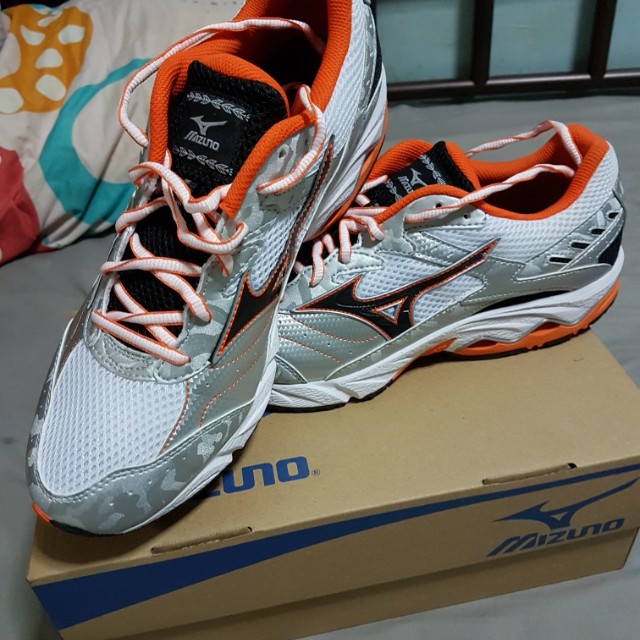 mizuno running shoes singapore