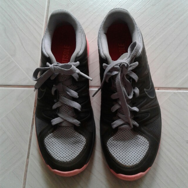 Nike Rubbershoes, Women's Fashion, Footwear, Sneakers on Carousell