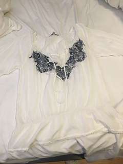 RW&CO blouse size small
