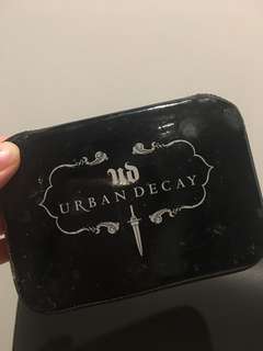 Urban Decay Dangerous eyeshadow palette
