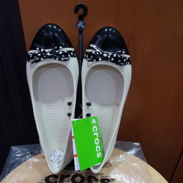 composite toe crocs