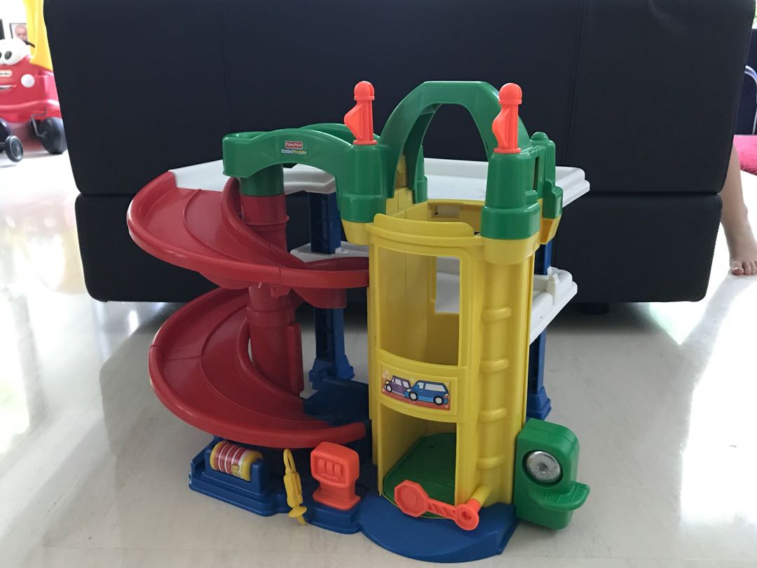 Fisher Price Garage Little People Racin Ramps Garage Babies