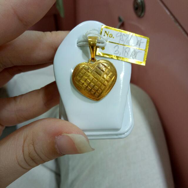 liontin love mas kuning 75