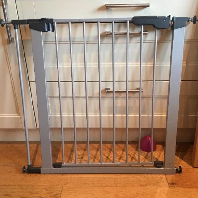 mamas and papas stair gate