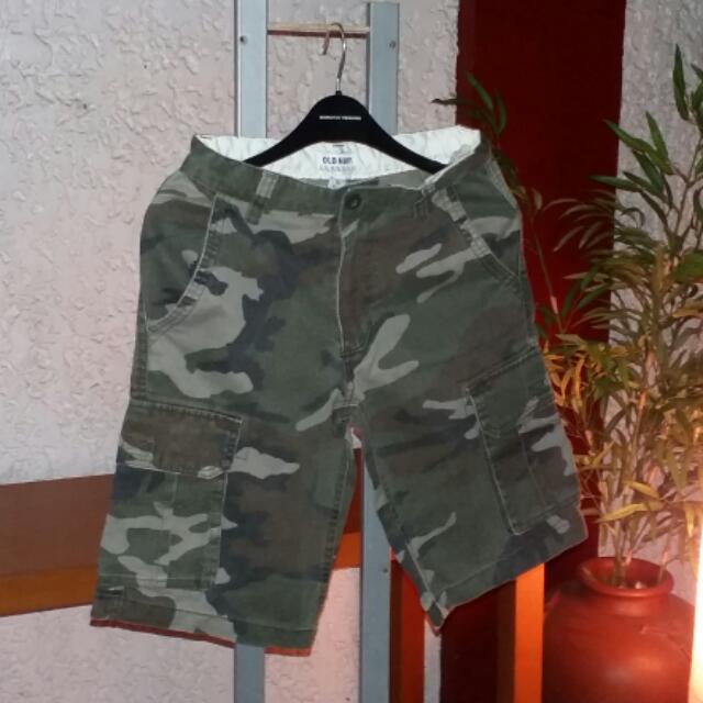 Old navy camo online cargo shorts