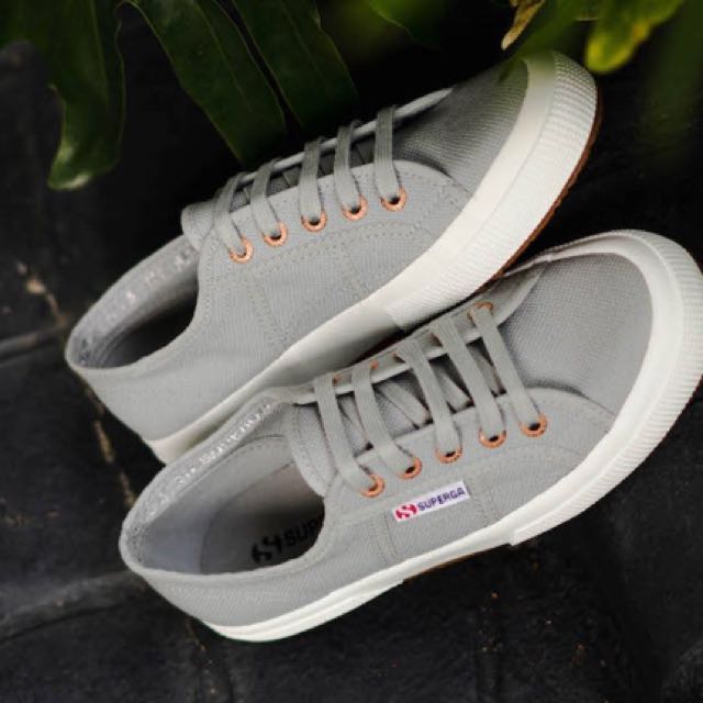 superga 2750 light grey