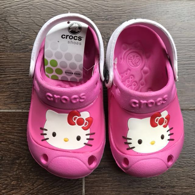 crocs hello kitty boots