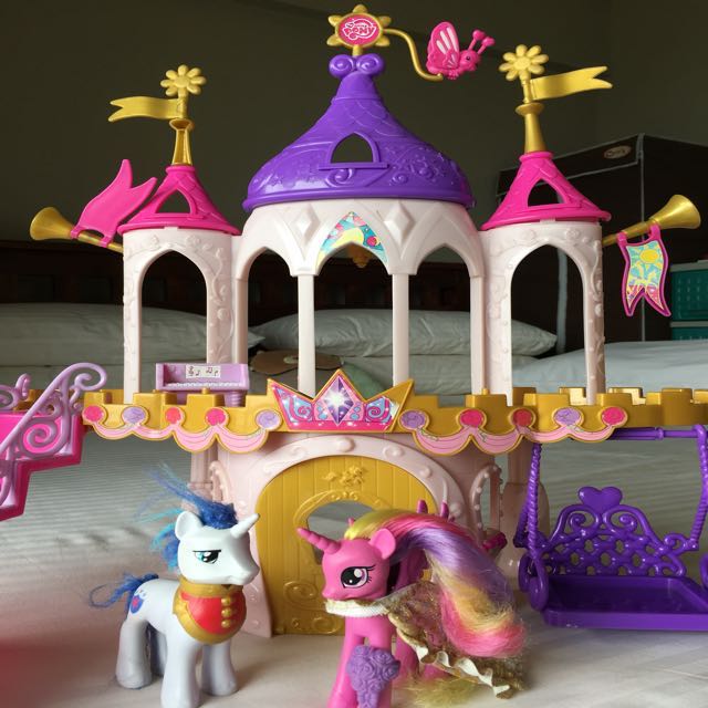 my little pony royal wedding castle