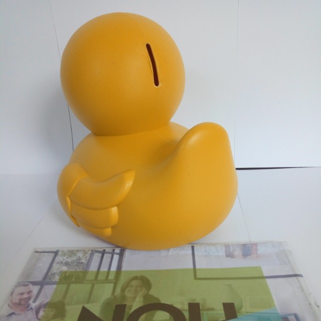 Celengan Koin Plastik Bebek Money Bank Kitchen Appliances Di Carousell