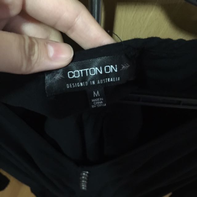 Cotton On Black Dress (Category: Dresses) located in Pasig City. Submitted by eenamagg (Listing ID 155762840, Image 3). Description: Bought in Australia Garterized waist, up to semi-large Loose arm fit Above the knee (height 5,2”) Black No flaws .
