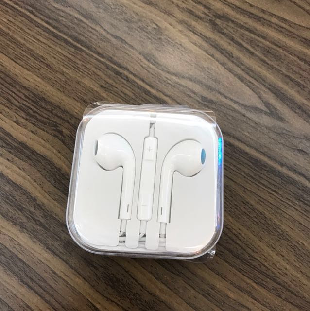 Iphone Lighting Cable Earpiece Earphone Mobiles Tablets Photo