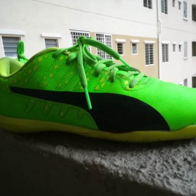 puma futsal shoes