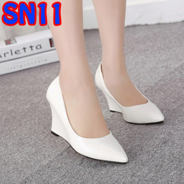 Sepatu Pantofel Wedges 7cm Kantor Formal Sidang Murah Sn11 Hitam Putih Fesyen Wanita Sepatu Di Carousell